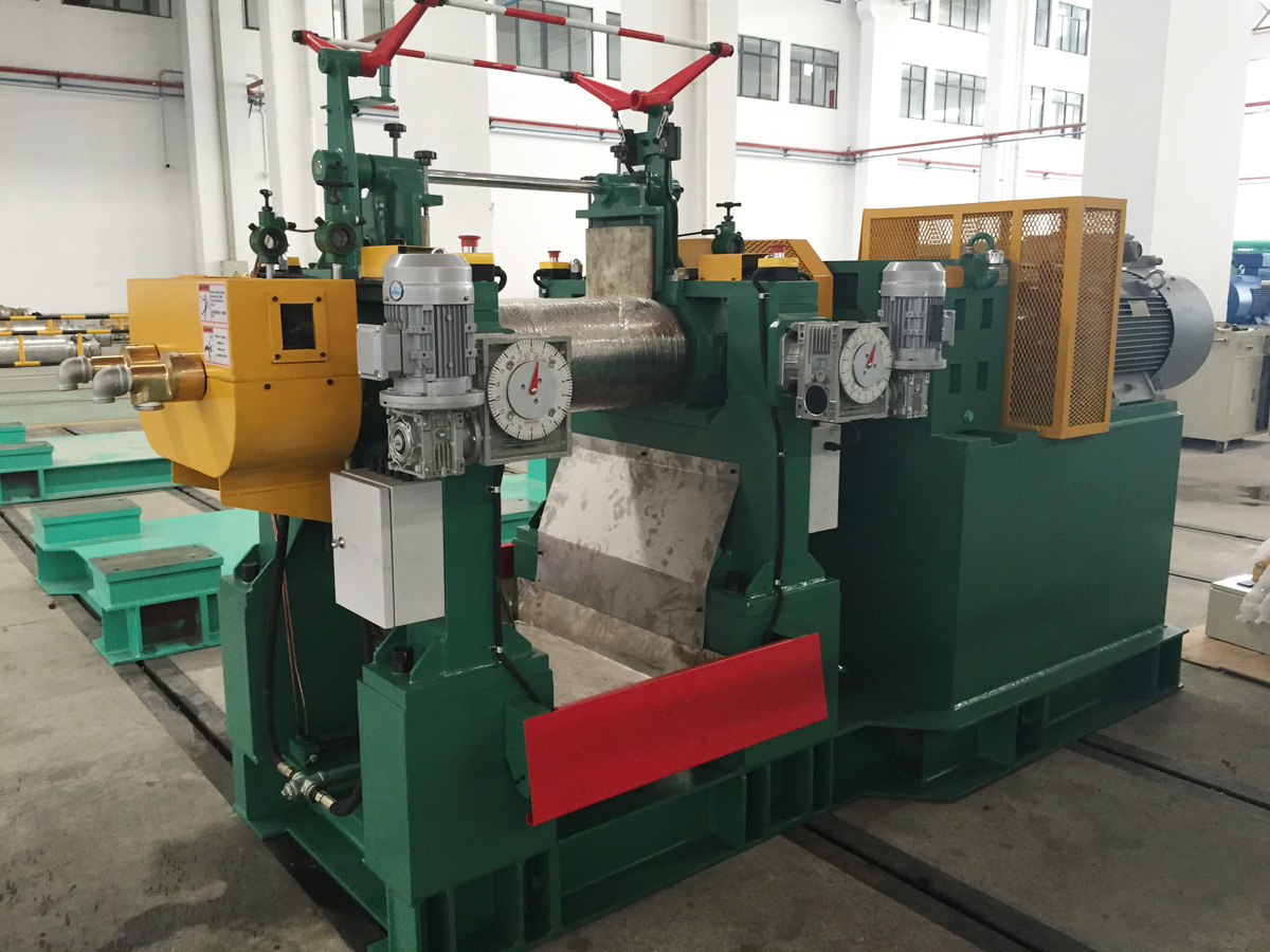 Single output shaft open mill